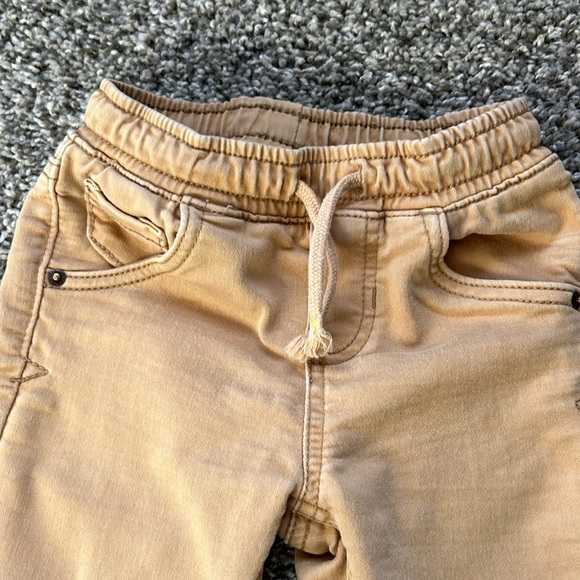 Cat and Jack 18 months boys khakis with pockets and drawstring - Picture 3 of 4